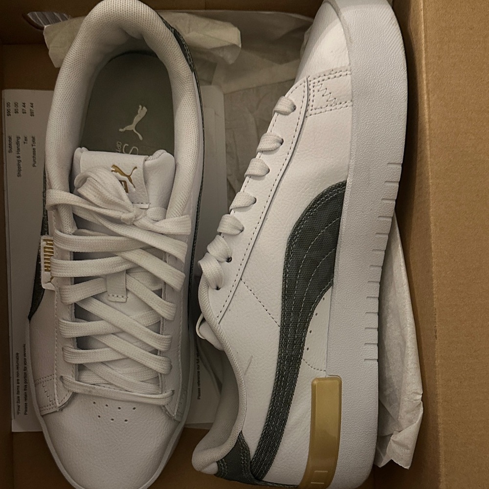Puma Men's White and Dark Gray Sneakers